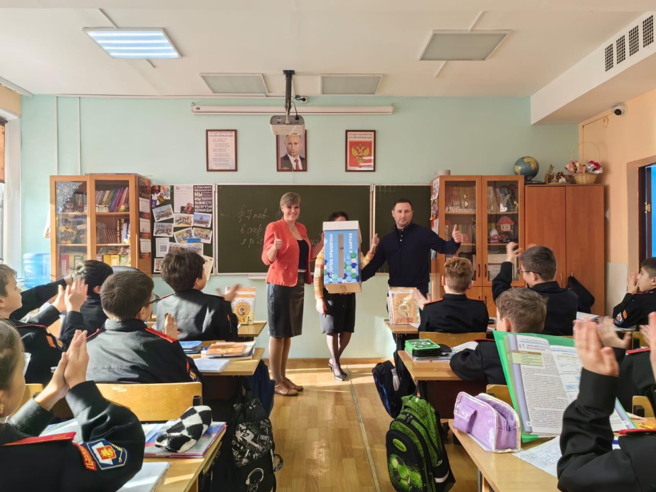 Контейнер для «Добрых крышечек» появился в Балашихинской школе №2